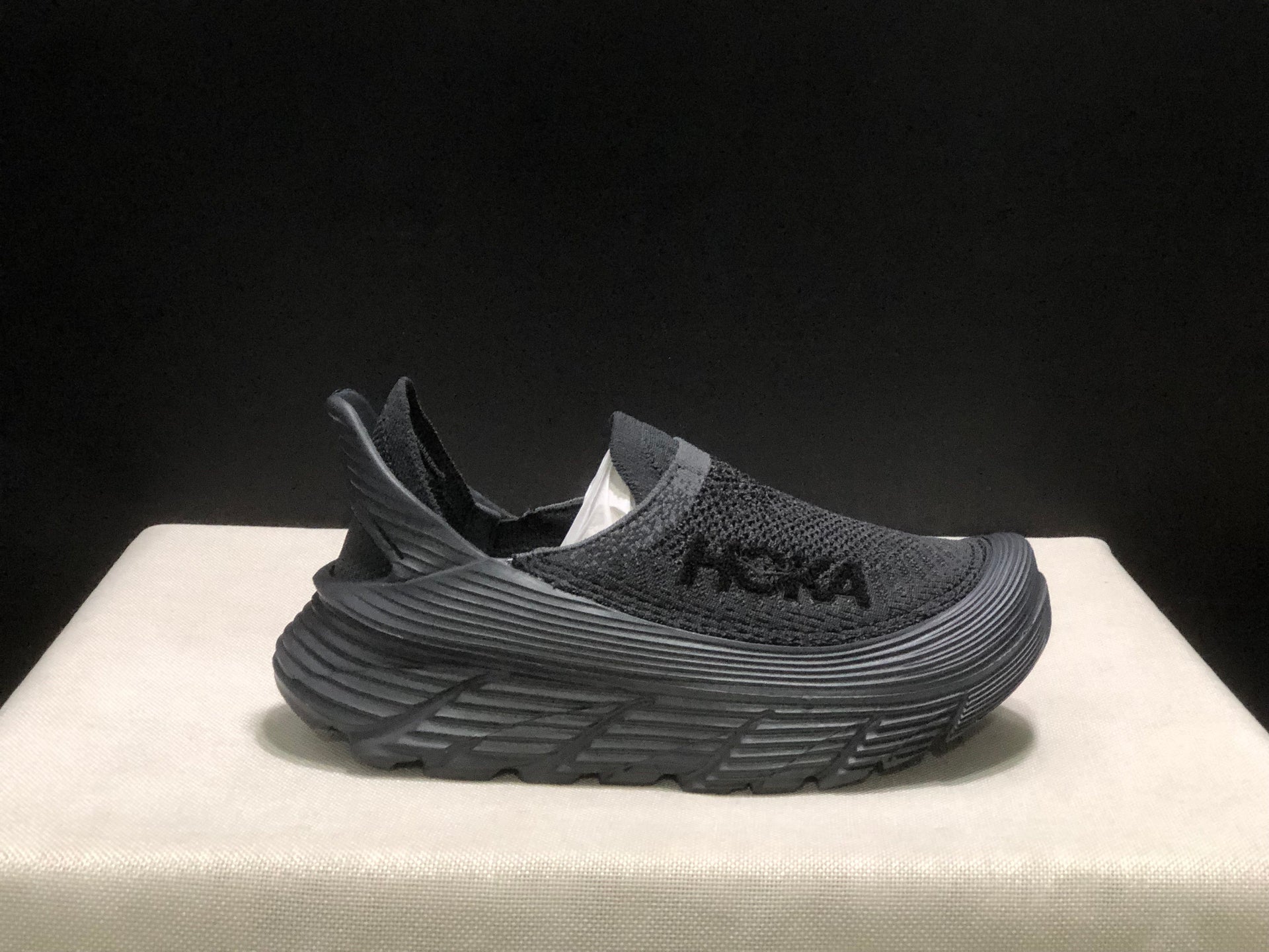 HOKA ONE ONE Restore TC